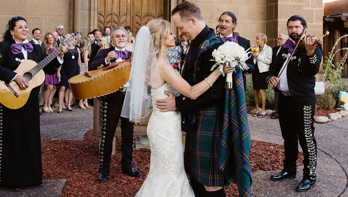 Bride and Groom in Kilt